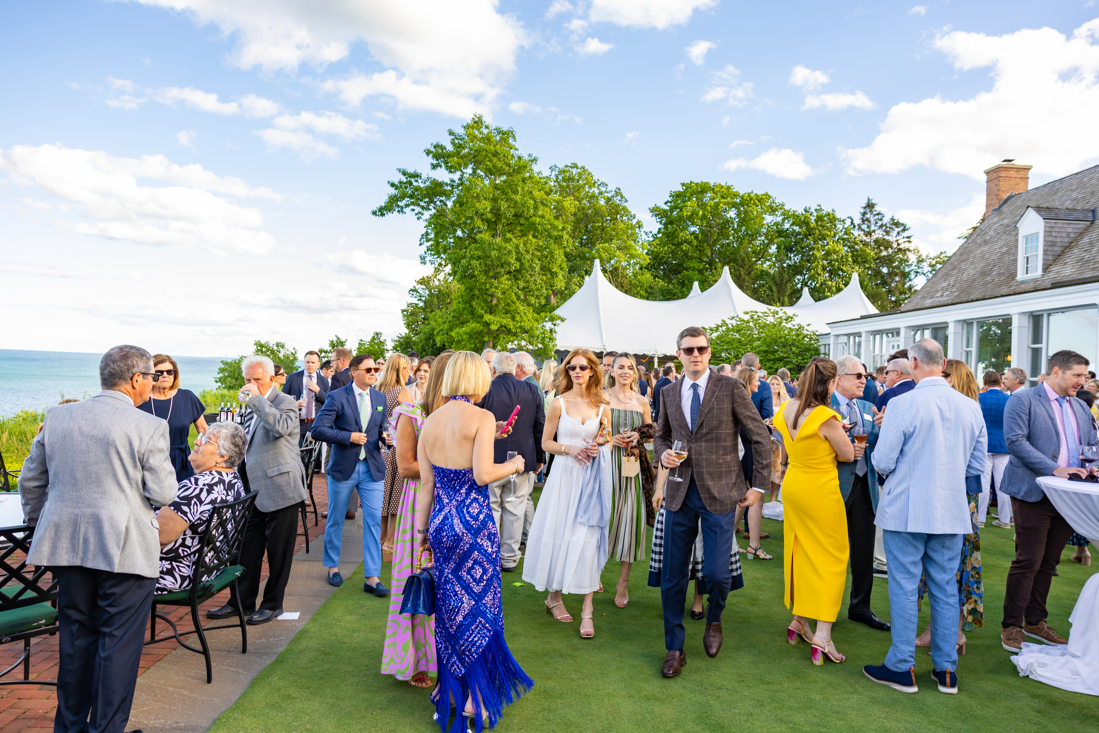 Dinner on the Bluff and Pro Am Golf Raise $2.4M for Lurie